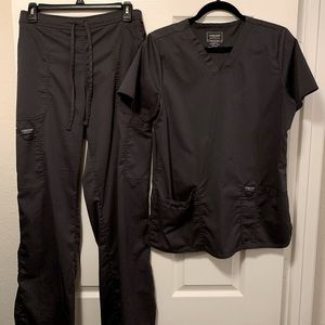 Cherokee Steel Gray Scrub Set